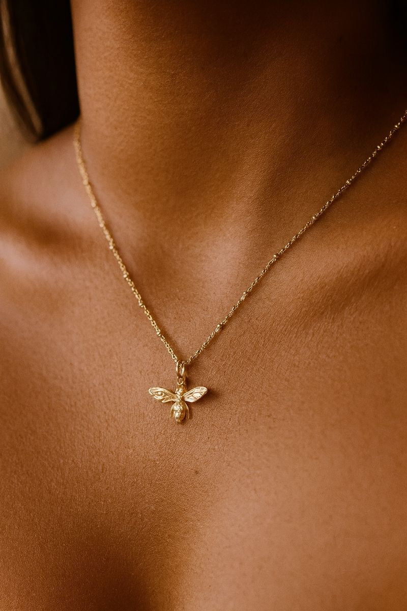 18k Gold Bee Charm Necklace Dainty Beaded Chain
