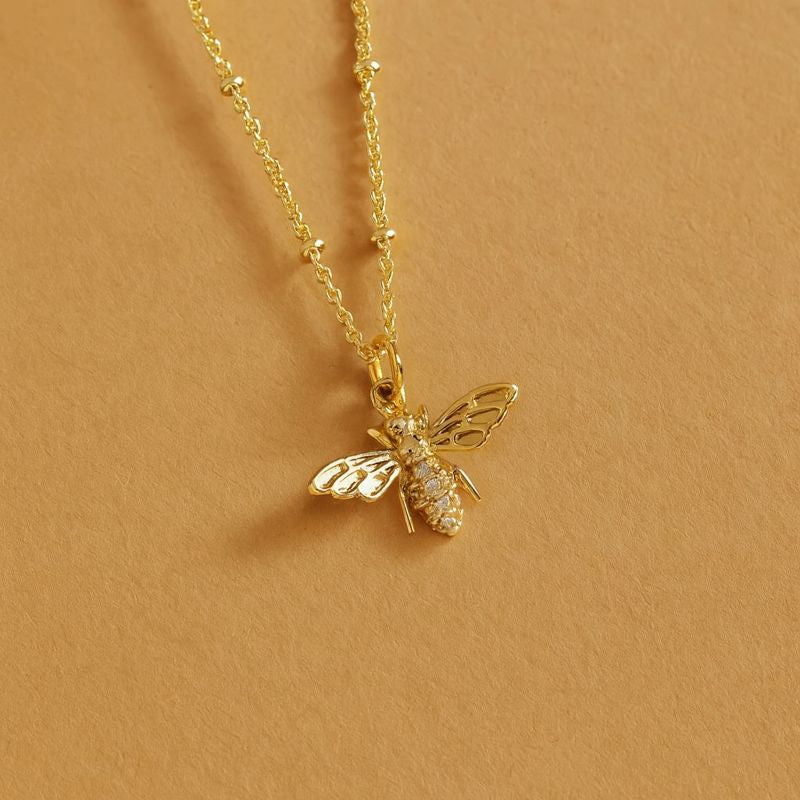 18k Gold Bee Charm Necklace Dainty Beaded Chain